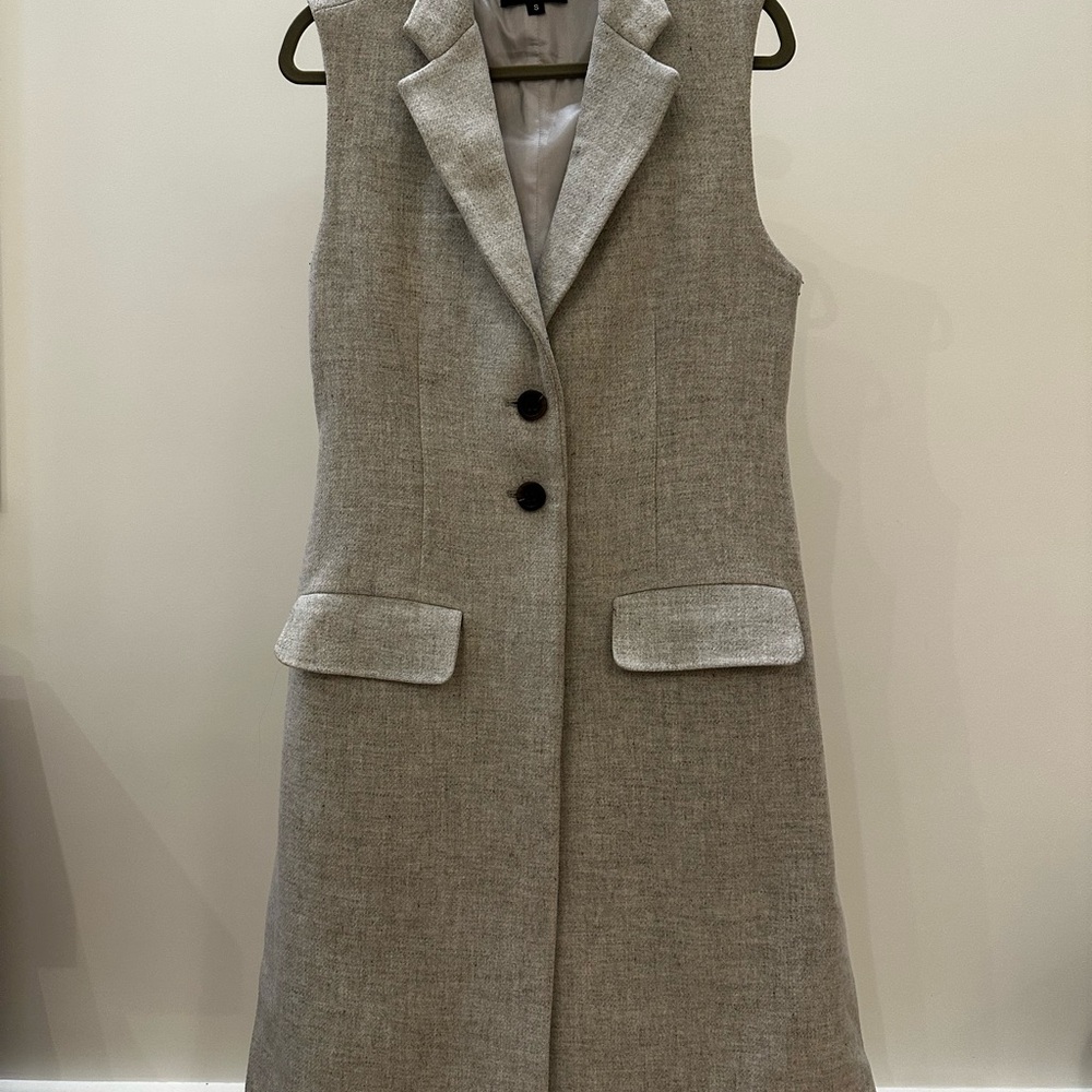 Chic Sleeveless Tan Vest